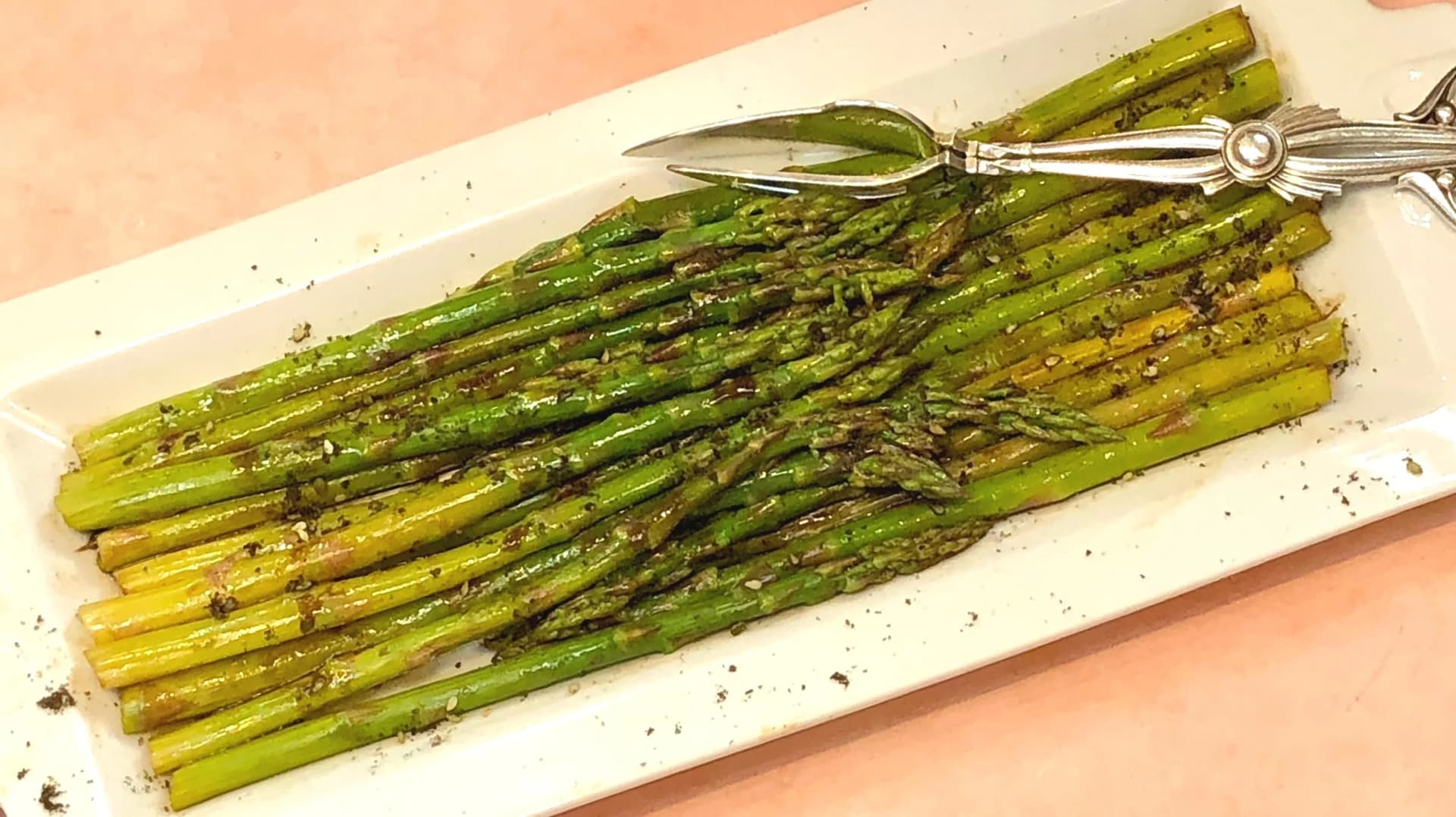 Roasted Asparagus with Zatar