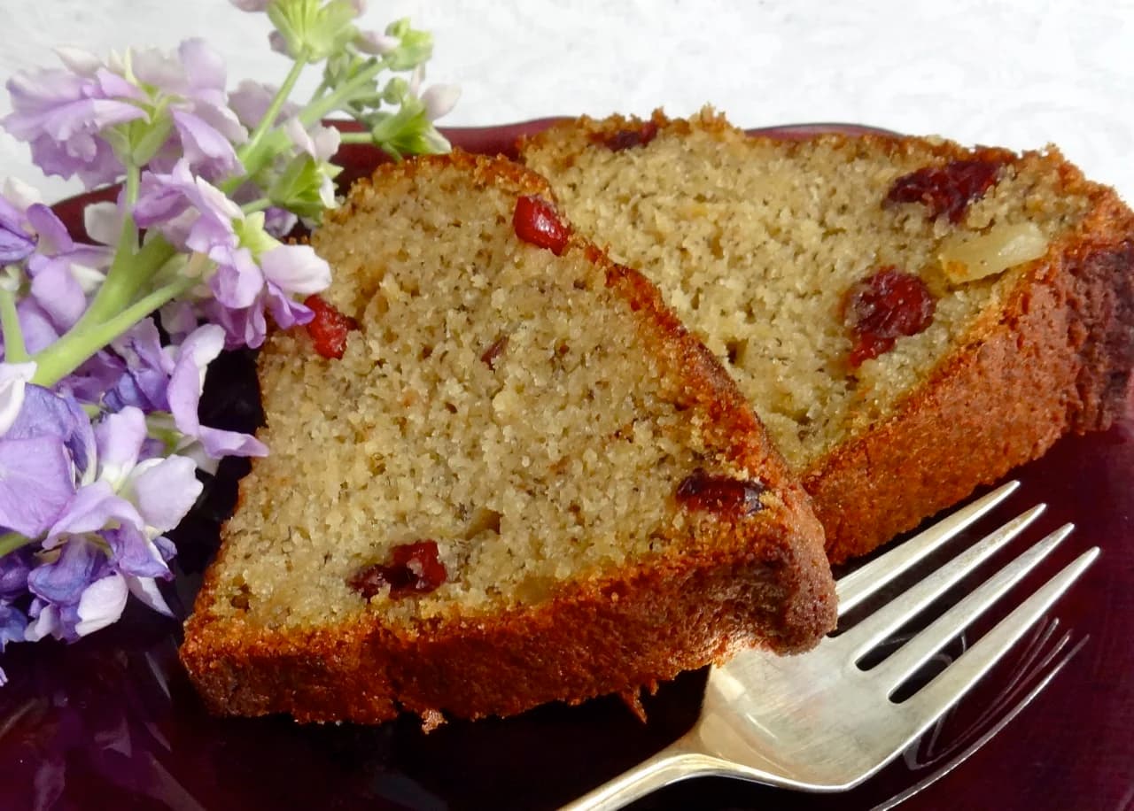 Banana Bread with Ginger and Cranberries