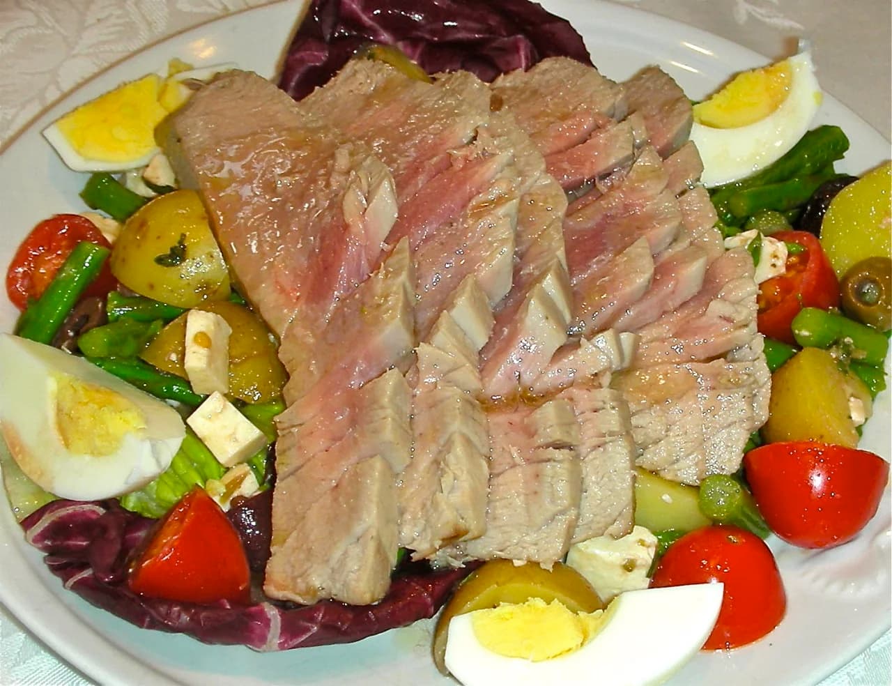 Fresh Tuna Nicoise Salad with Feta Cheese