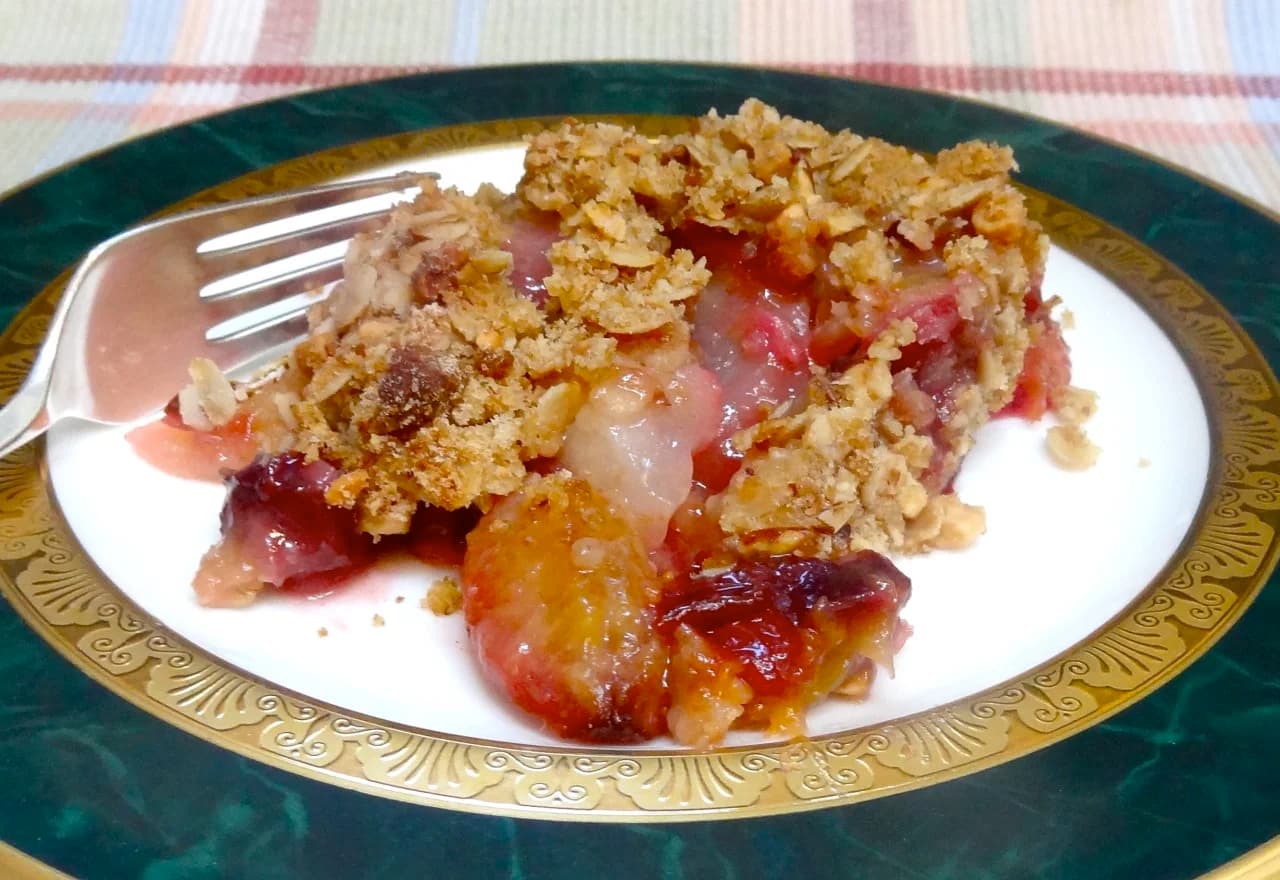 Plum and Pear Crisp