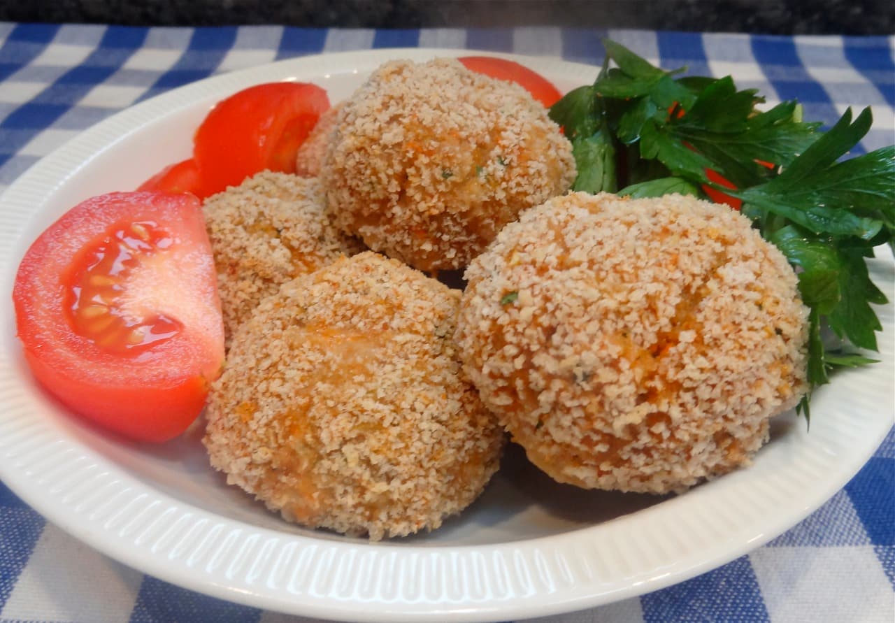 Spicy Turkey Meatballs with Panko Crust