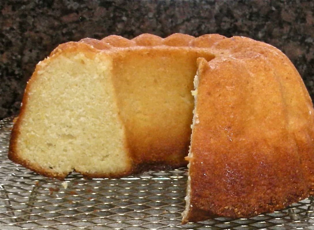 Lemon Buttermilk Cake