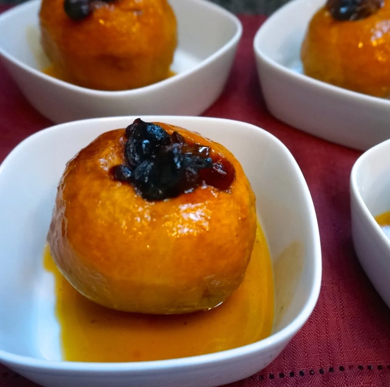 Baked Pound Sweet Apples