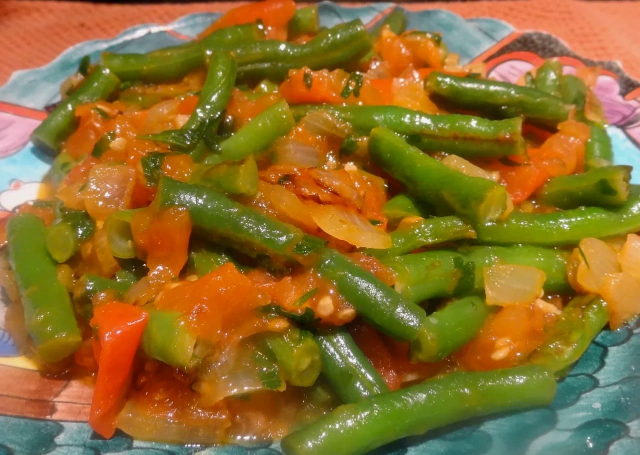 Braised String Beans with Tomatoes