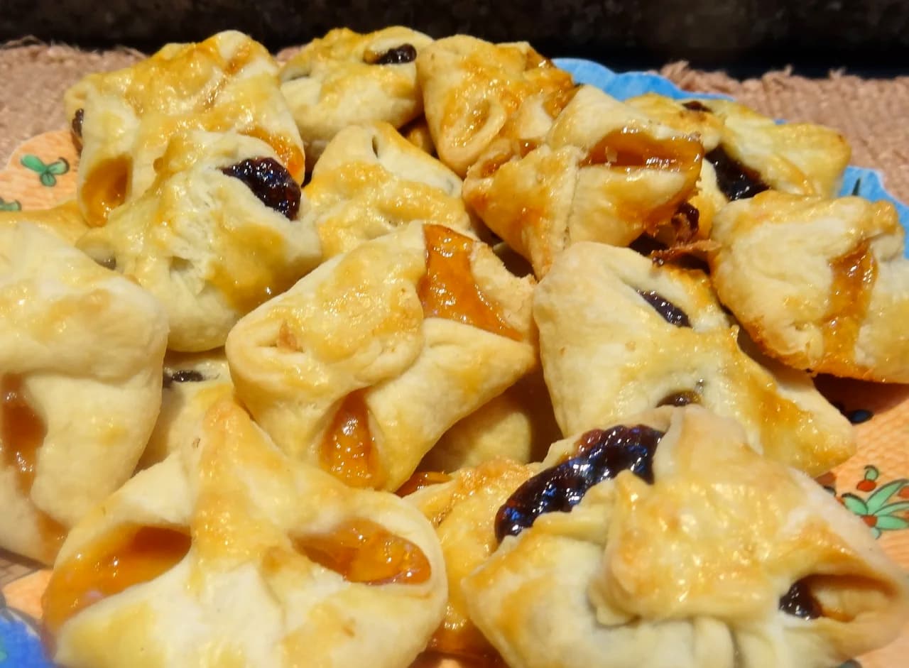 Frozen Dough Foldover Cookies