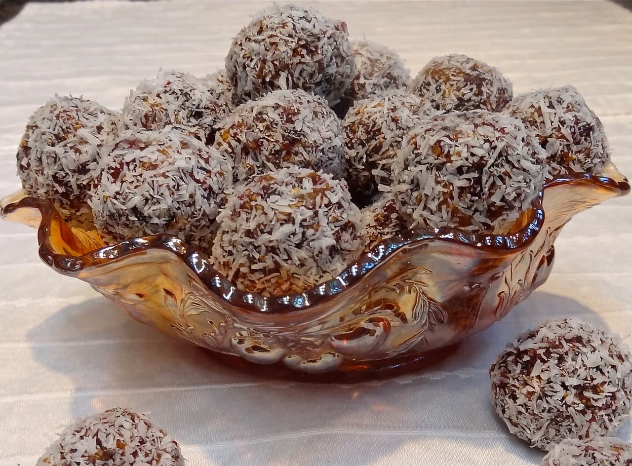 Gillian’s Snack Balls