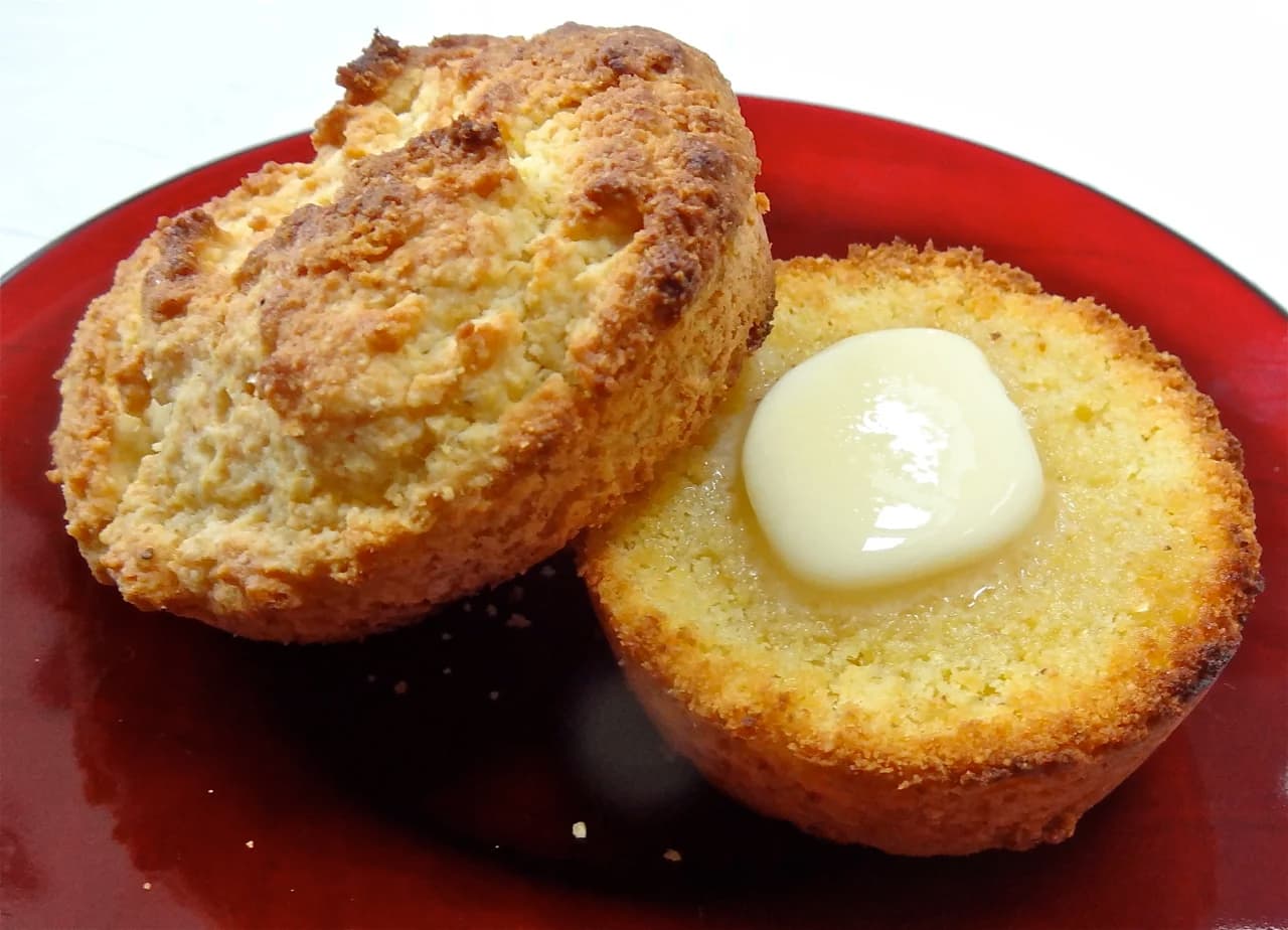 Corn Muffins with Coconut Oil and Maple