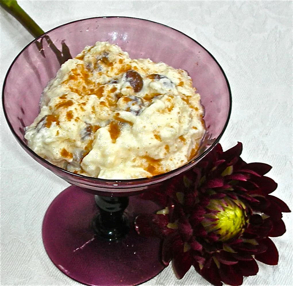 Creamy Rice Pudding with Raisins