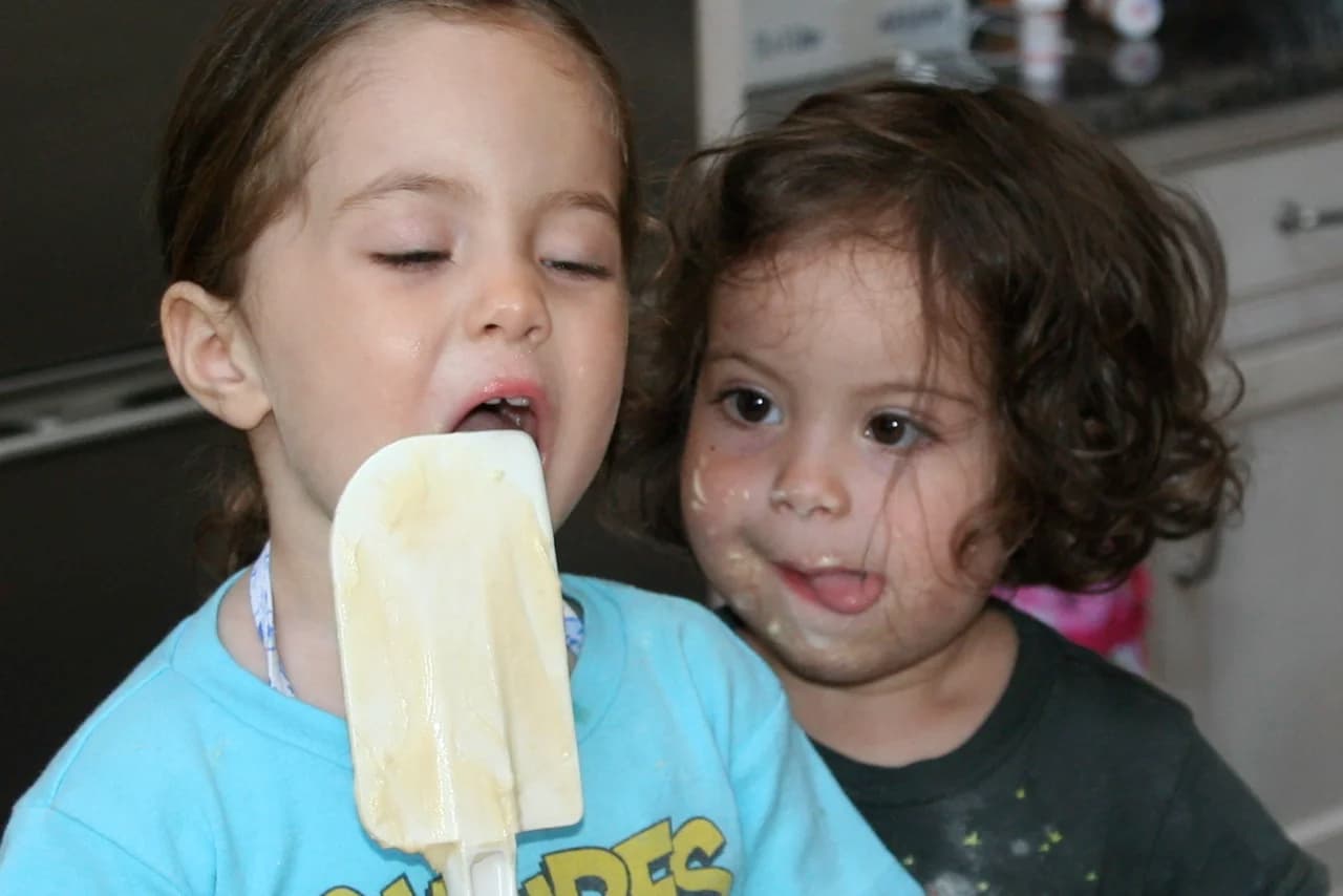 Best Picture Ever; Yellow Cake