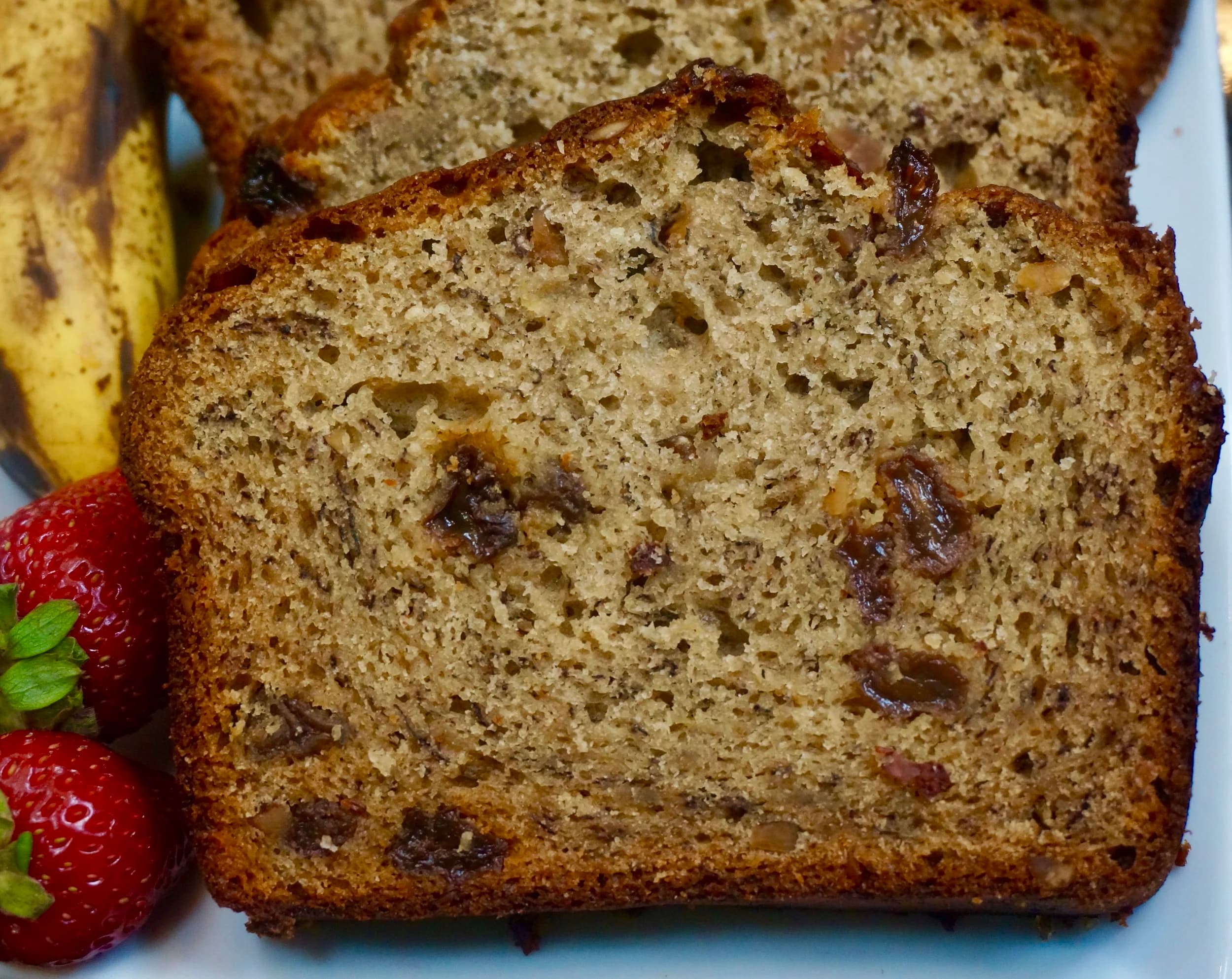 Banana Bread with Nuts and Raisins