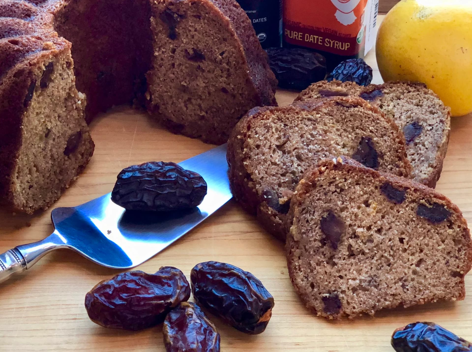 Banana Cake with Dates and Orange